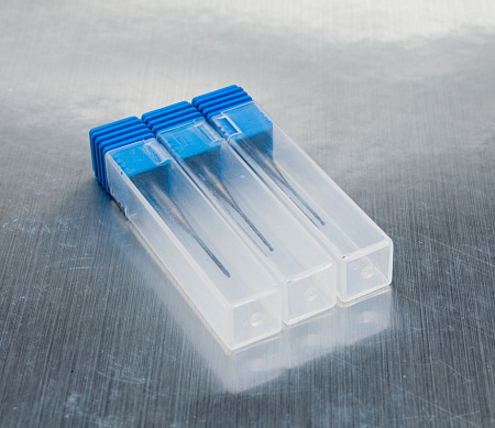 XTCERA – Фреза для обработки стеклокерамики (диаметр 0.6 мм, хвостовик 3 мм)